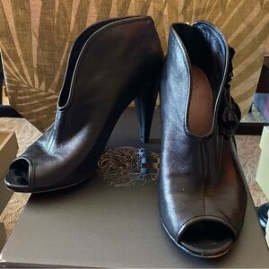 Vince Camuto Black Nappa Leather Alta Heels